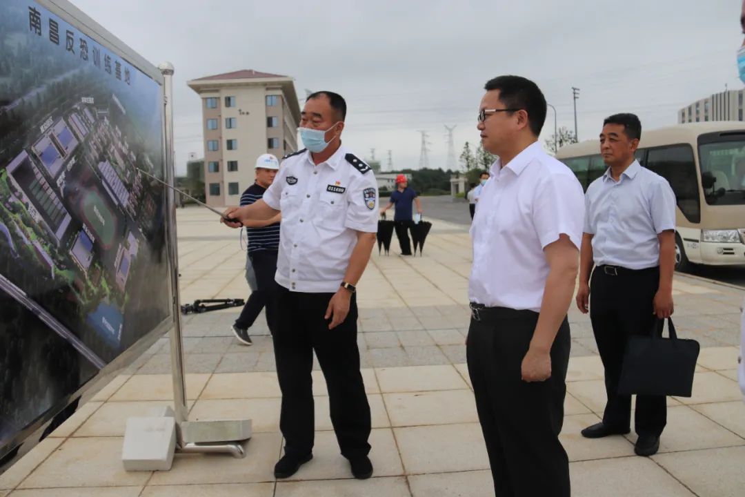 凝心聚力打造全國一流反恐訓練基地 吳建平實地督導調(diào)度“胡子工程”攻堅銷號